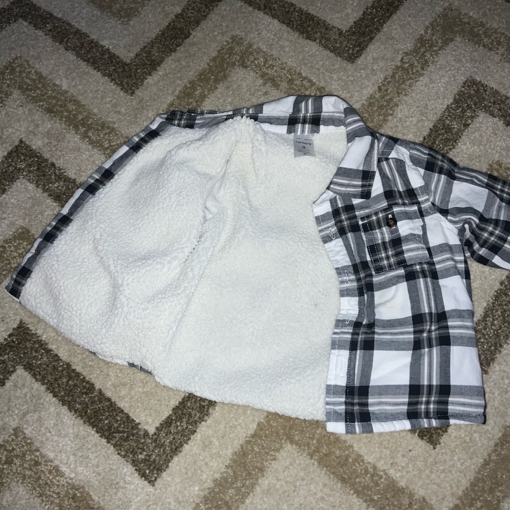 🔳 Black And white fur lined Carters coat